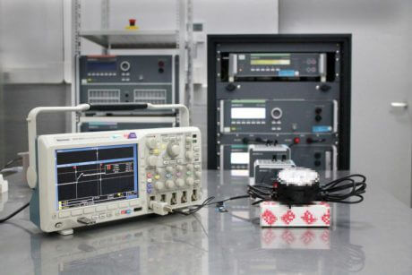 Tektronix MSO3054 oscilloscope